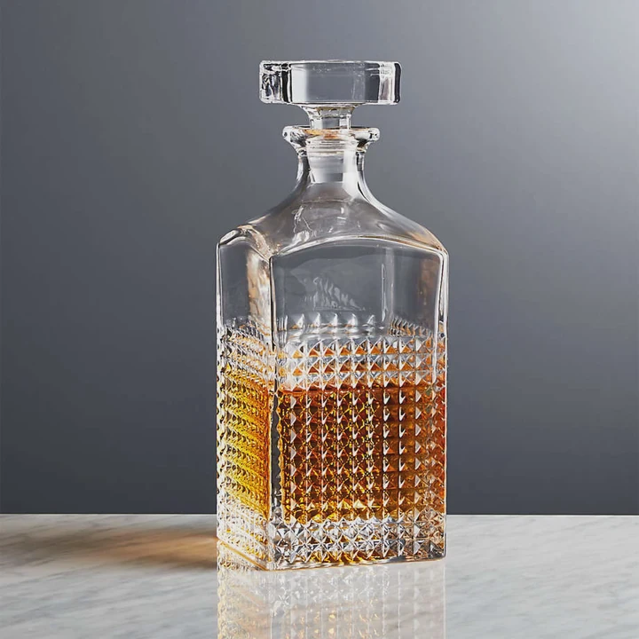 500ml_&_700ml_Luxury_Glass_Bottles_for_Whiskey_and_Spirits