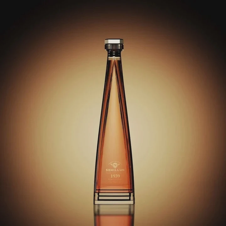 700Ml Spirit Glass Bottle